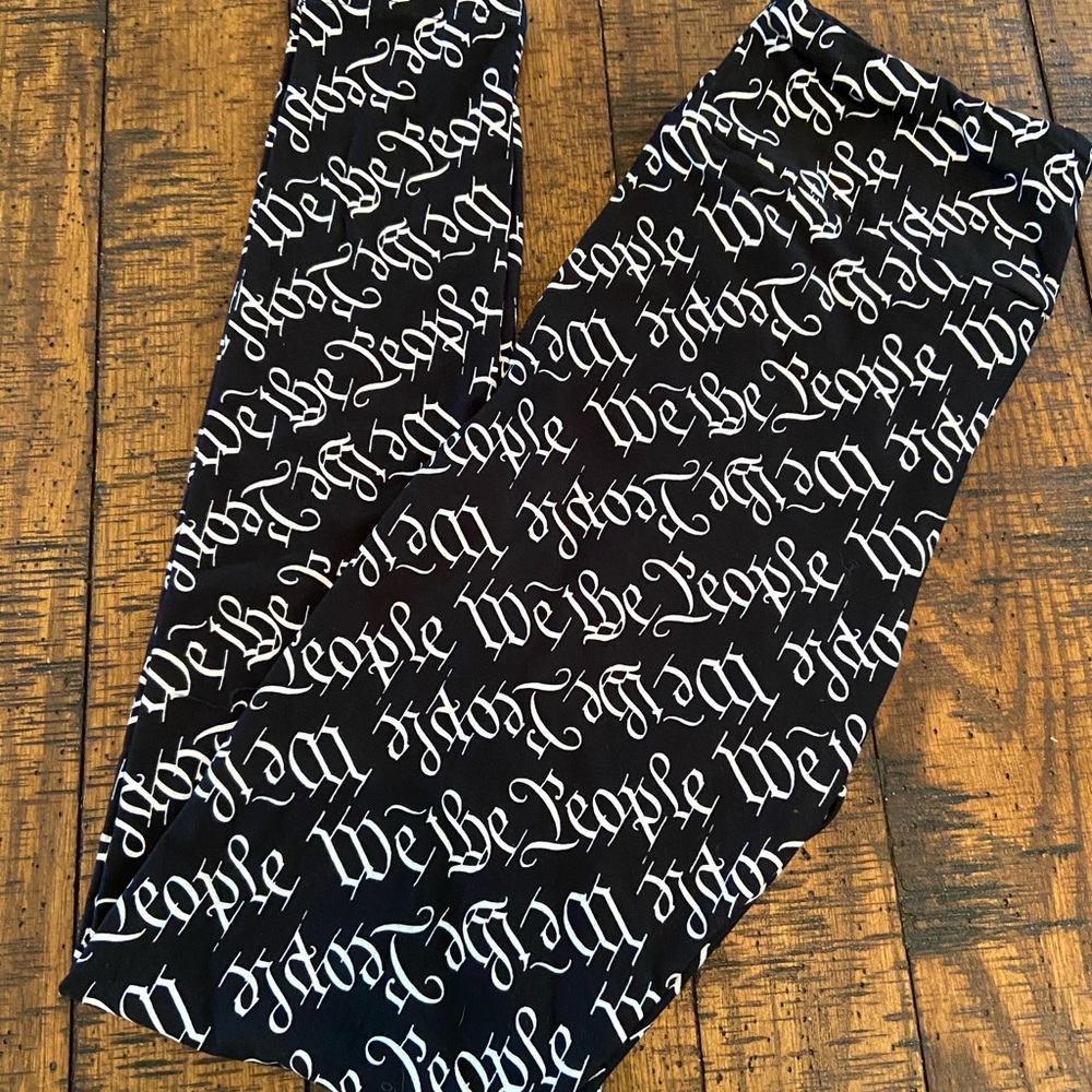 Lularoe one size leggings